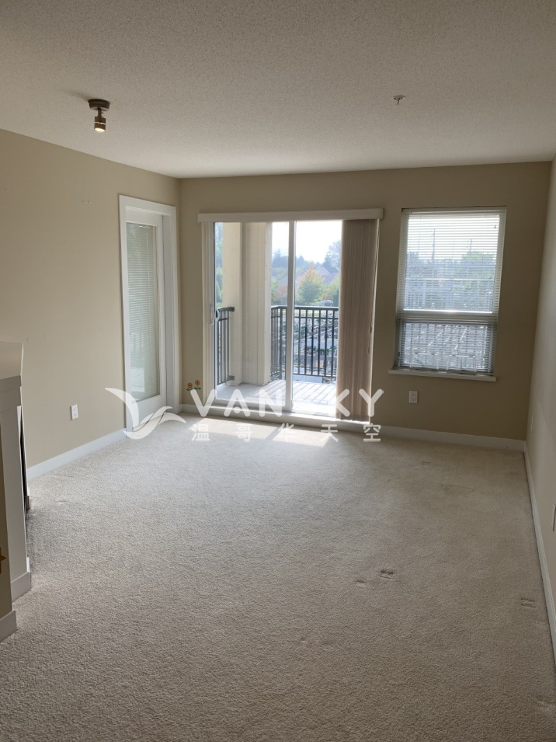 250512164459_3 Living room.jpg